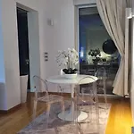 Апартаменты Attico Reale - In Centro, Tra Stazione E Vecchia