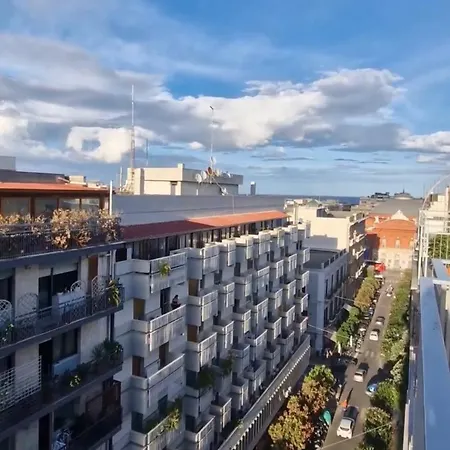 Attico Reale - In Centro, Tra Stazione E Vecchia 아파트