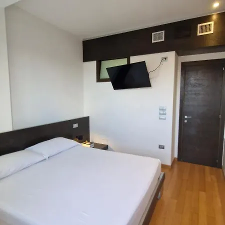 Apartmán Attico Reale - In Centro, Tra Stazione E Vecchia
